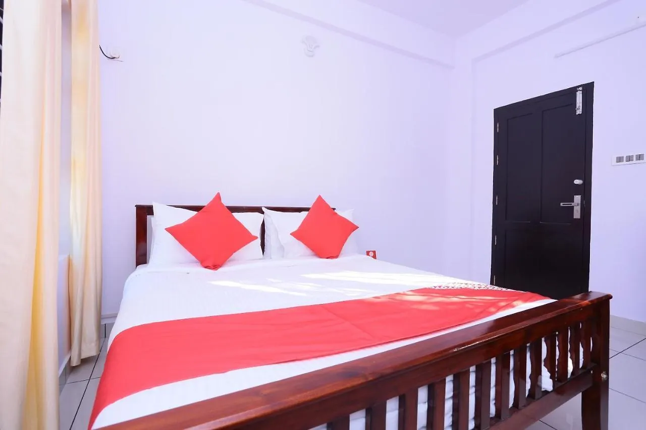 Oyo 26697 United Residency Hotel Kazhakuttam 3*,